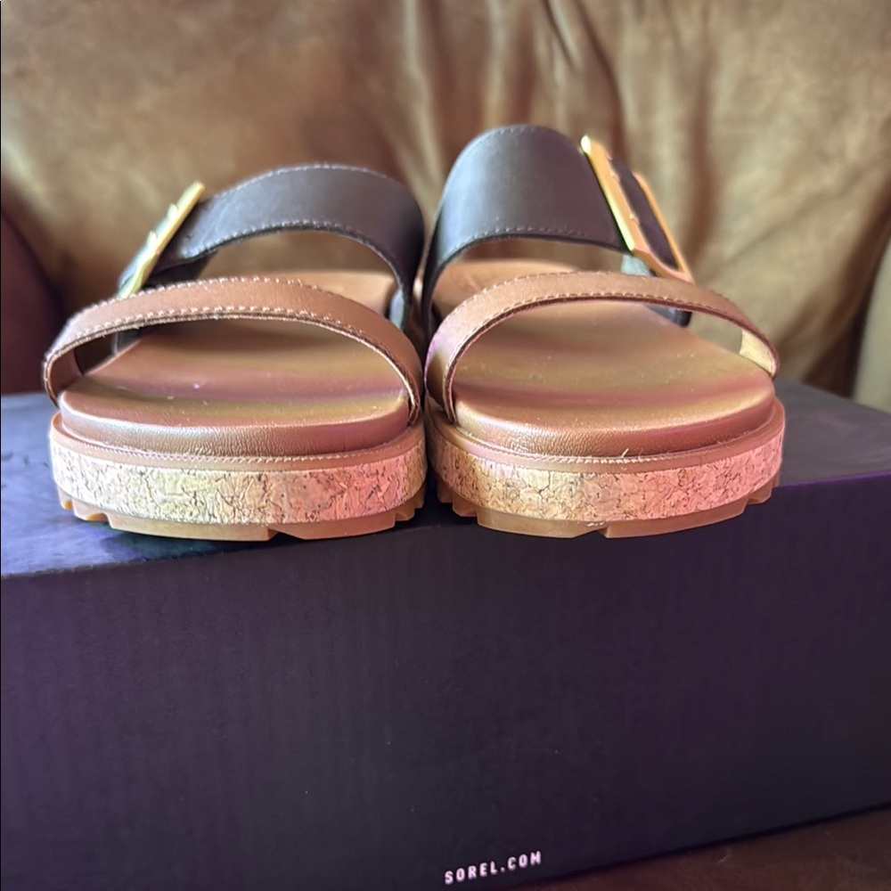 Sorel Two-Tone Brown and Black Slide Sandals with Gold Buckles - Picture 5 of 8